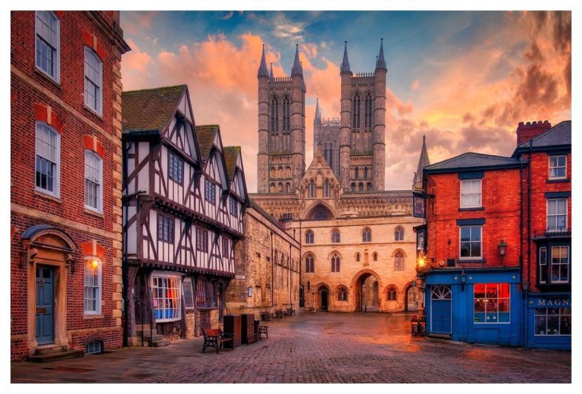 Lincoln Market Square And Cathedral Lincoln Lincol