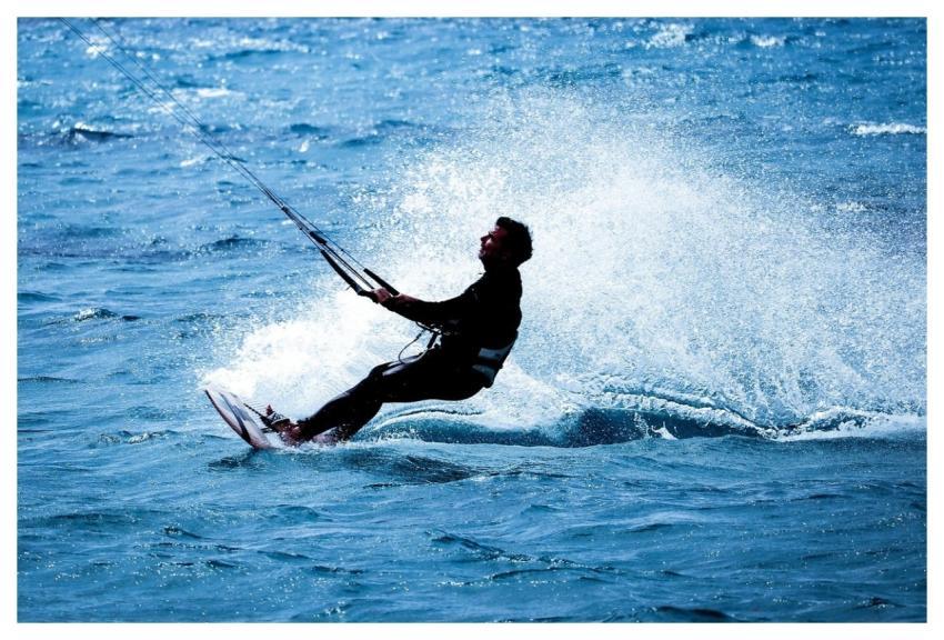 Kite Surfing Kitesurfer Kiting Sports