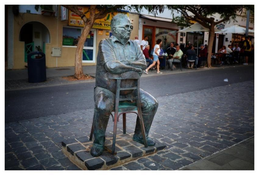 Statue Bronze Figure Art