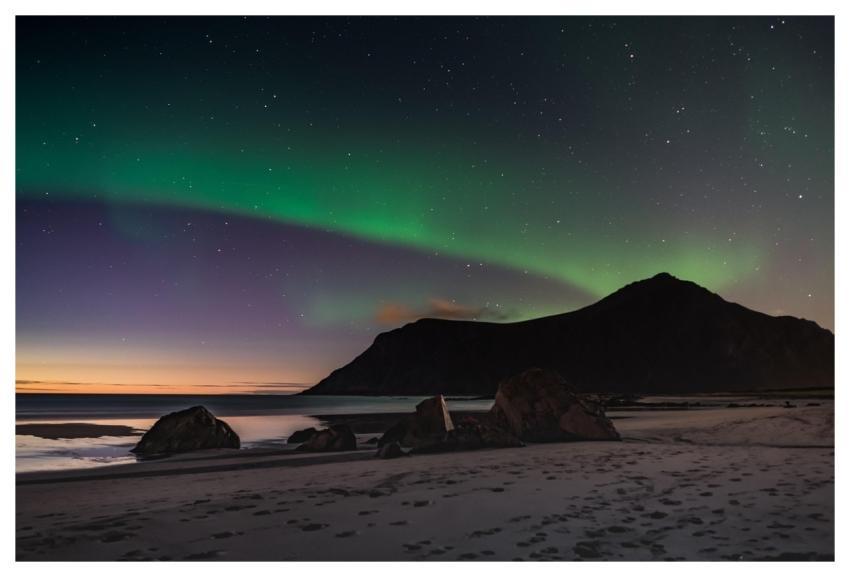 Northern Lights Aurora Borealis Cabin Hills