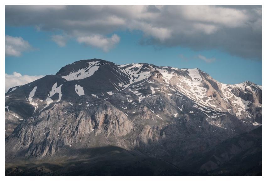 Snow Capped Mountain Peaks Close Up Adventure Trav