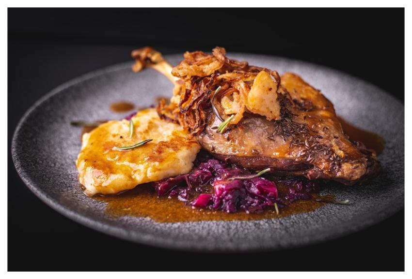 Roast Goose Food Czech Cuisine Cabbage