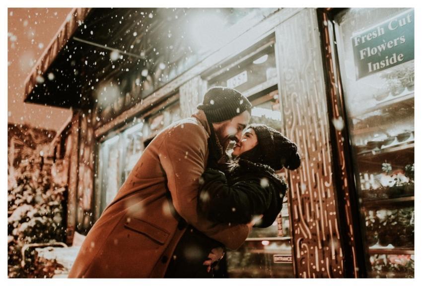 Happy Valentines Day Love Kiss Romance