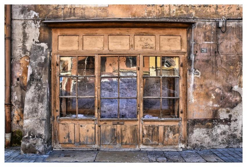 Door Entry Stones Window