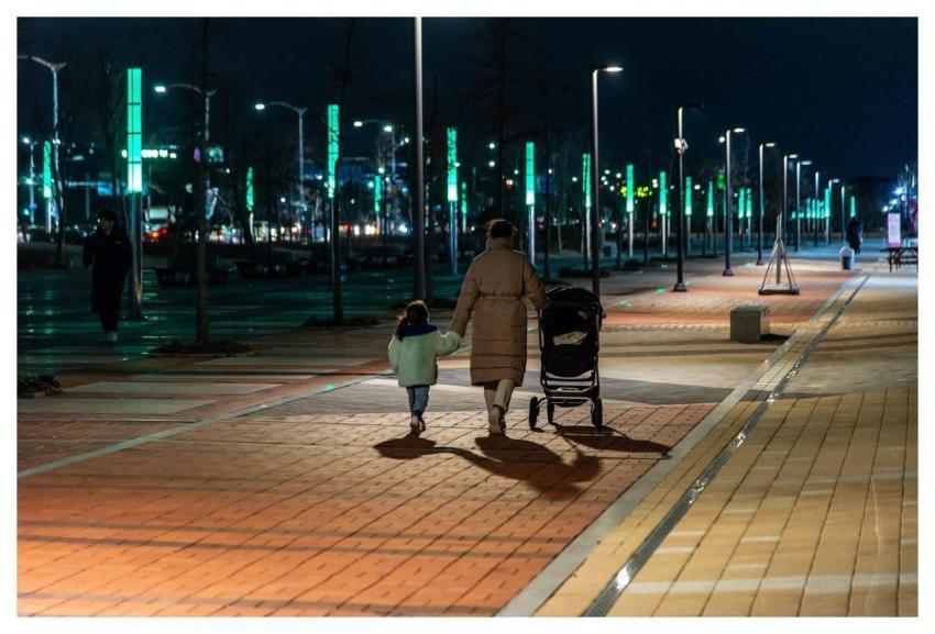 Mother Child Walk Stroller