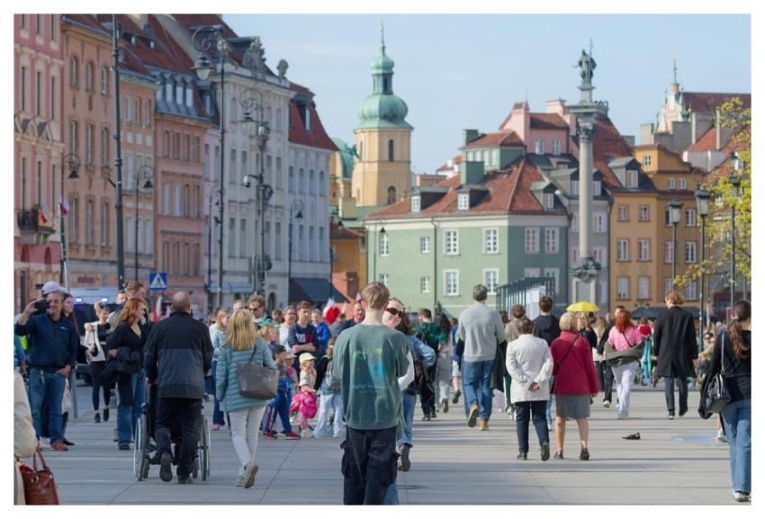 Snapshots People Tourists Walking