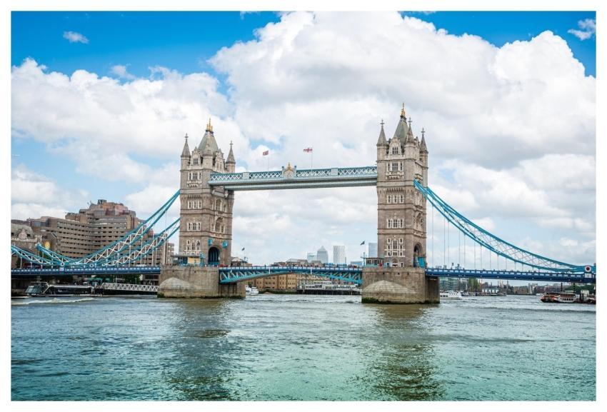 Bridge High-Rise Building Greenhouse Modern Archit