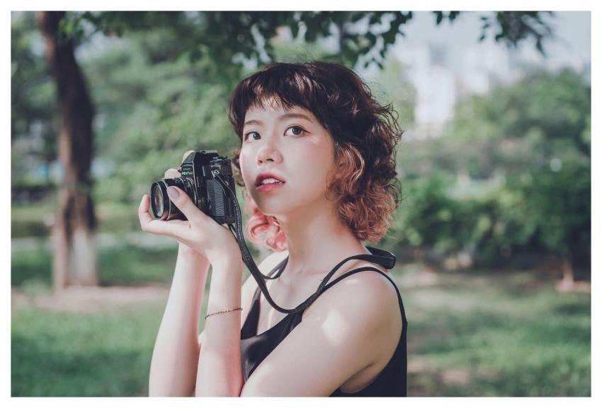 Woman Nature Camera Photographer