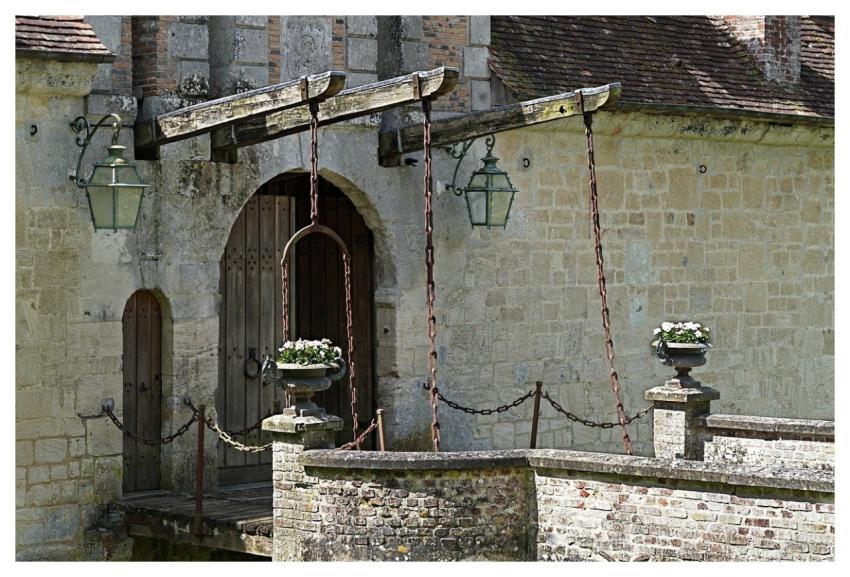 Chateau Desktop Backgrounds Wallpaper 4K Drawbridg