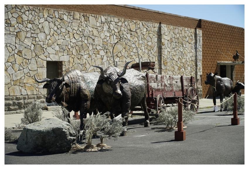 Oregon Trail Memorial Art Sculpture