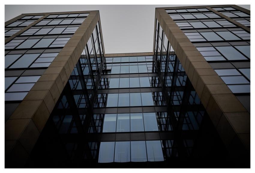 Warsaw Building Glass Geometry