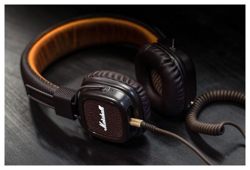 Headphones Music Listening Sound