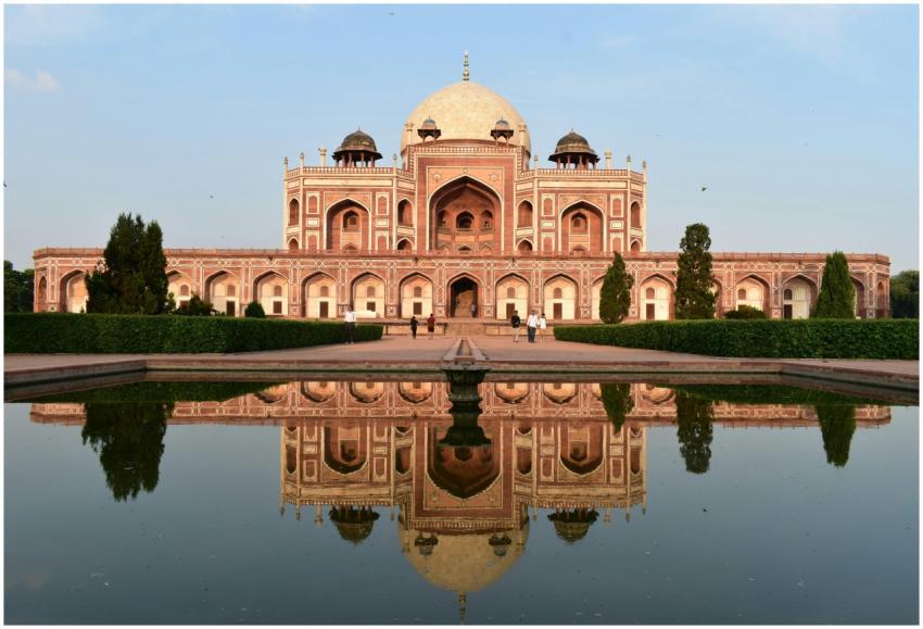 Beautiful reflection of Humayun's Tomb in Delhi, I