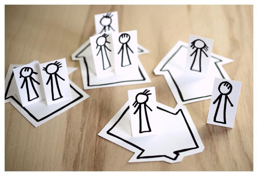 Family Social Distancing Quarantine Bubble Pandemi