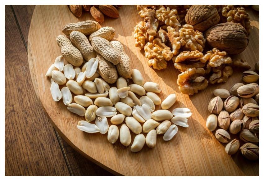 Mixed Nuts Selection Brown