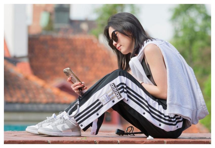 Girl Tourist Casual Sunglasses