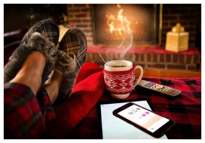 Christmas Wallpaper Relaxing Lounging Saturday