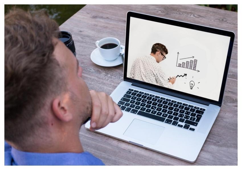 Webinar Laptop Teacher Online