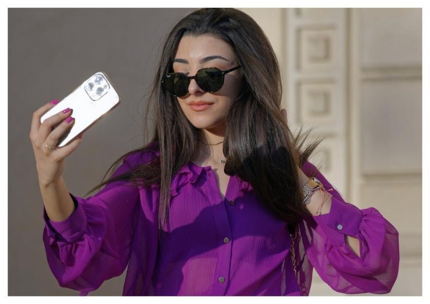 Woman Phone Selfie Girl