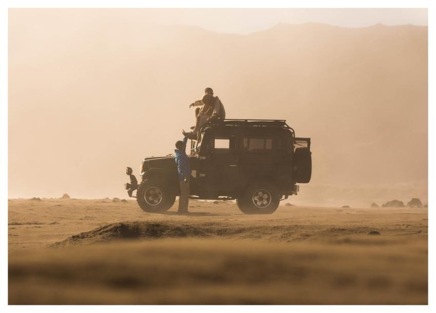 Friends Jeep Desert Ride
