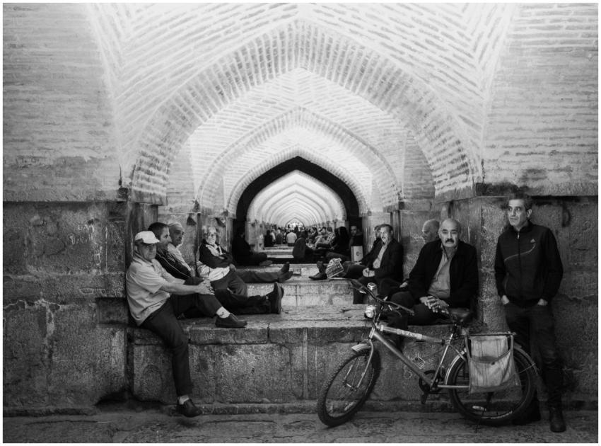 Capturing a moment of leisure under the traditiona