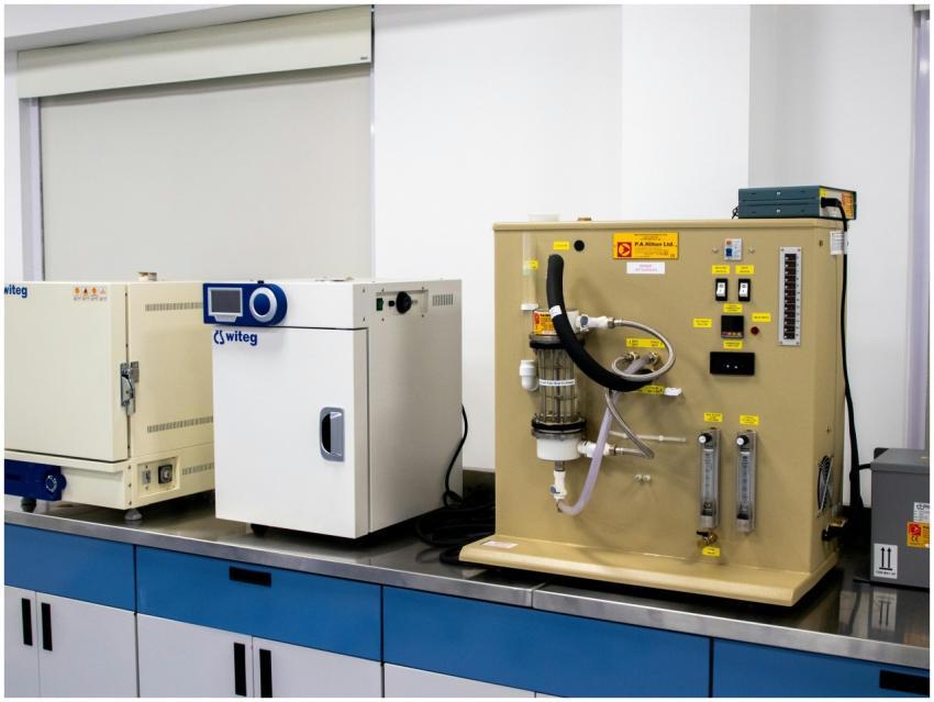 High-tech laboratory equipment featuring Witeg mac