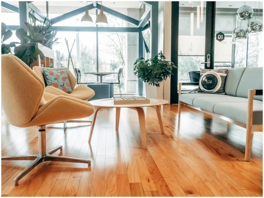 Elegant modern living room featuring chic furnitur