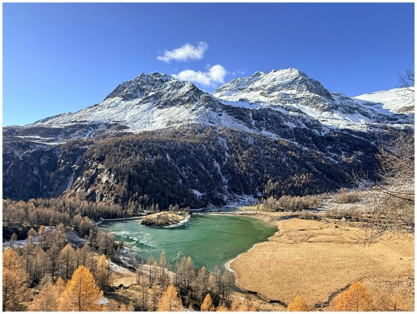 Breathtaking panoramic view of the snow-dusted Swi