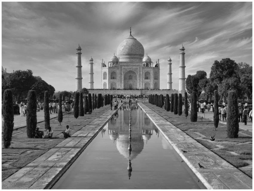 Monochrome view of the Taj Mahal highlighting its