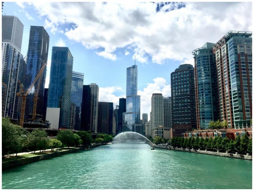 A stunning view of Chicago's skyline and river, fe