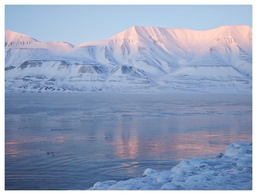 Nature Longyearbyen 4K Wallpaper Arctic