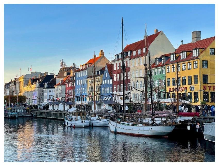 Harbor Boats Historic Buildings Architecture