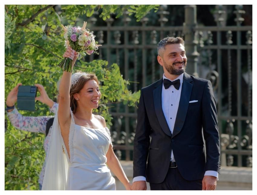 Bride And Groom Flower Background Couple Happy