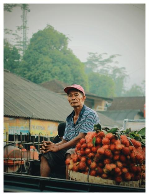 Sale Market Business Grandpa
