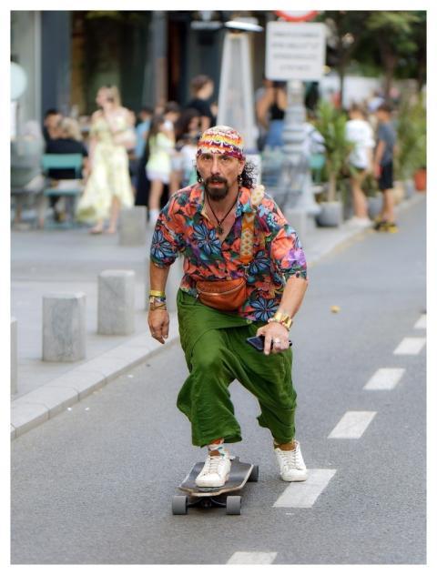 Man Beard Head Running