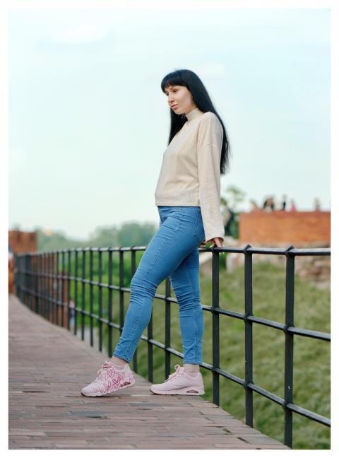 Woman Tourist Casual Jeans