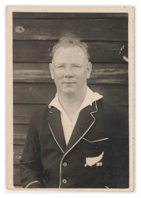 [Man wearing sports jacket] (1920s