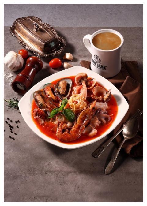 Spaghetti Seafood Dining Pasta