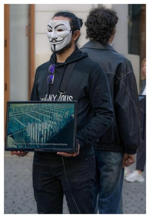 Men Mask Monitor Display