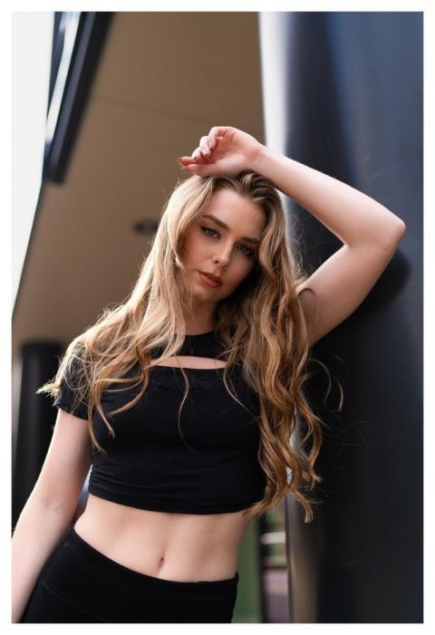 Fashion Editorial Photography Urban Style City Fas