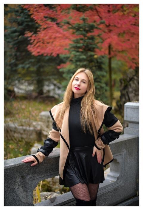 Woman Autumn Chinese Park Portrait