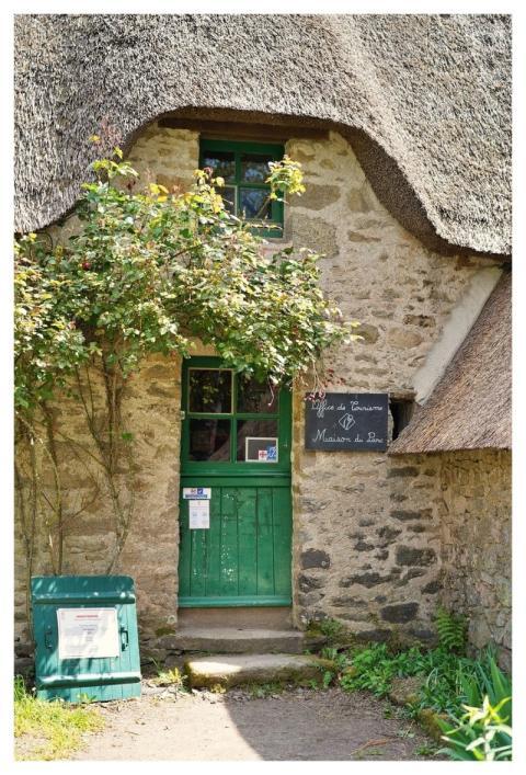 House Tourist Office Green Door Stone Wall