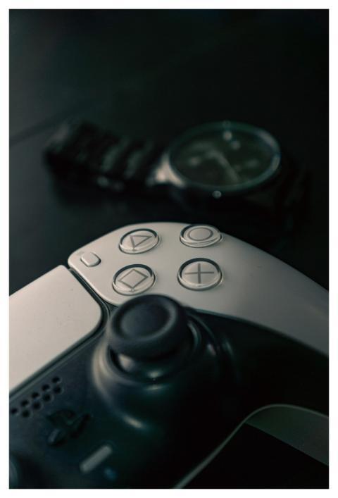 Controller Analogue Watch Time
