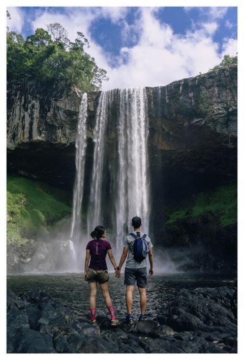 Travel Wanderlust Phone Wallpaper Couple