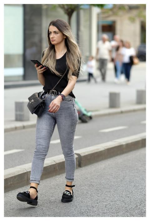 Woman Young Casual Jeans