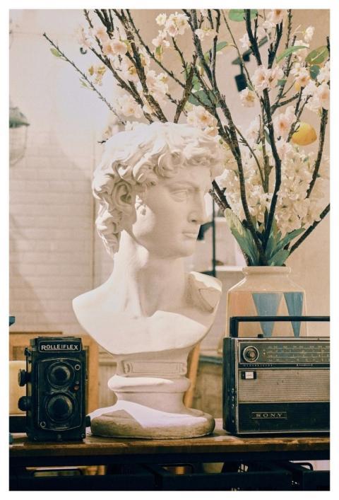 Statue People Vintage Howard-Do