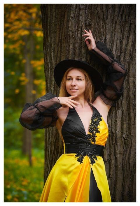 Woman Yellow Dress Hat Outdoor