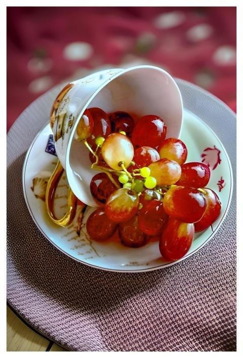 Grapes Red Grapes Fruit Still Life Fresh Fruit