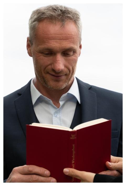 Read Training A Book Red Book