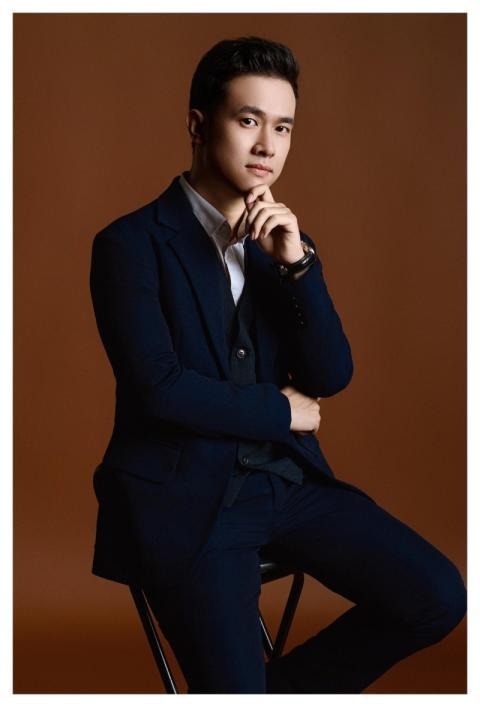 Man Business Office Work